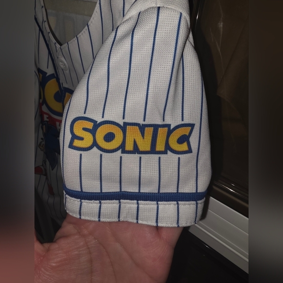 Sonic the Hedgehog Striped "Billy" Jersey - Picture 6 of 6